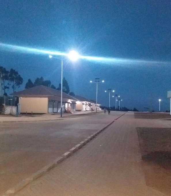 湘东区非洲科特迪瓦太阳能路灯工程