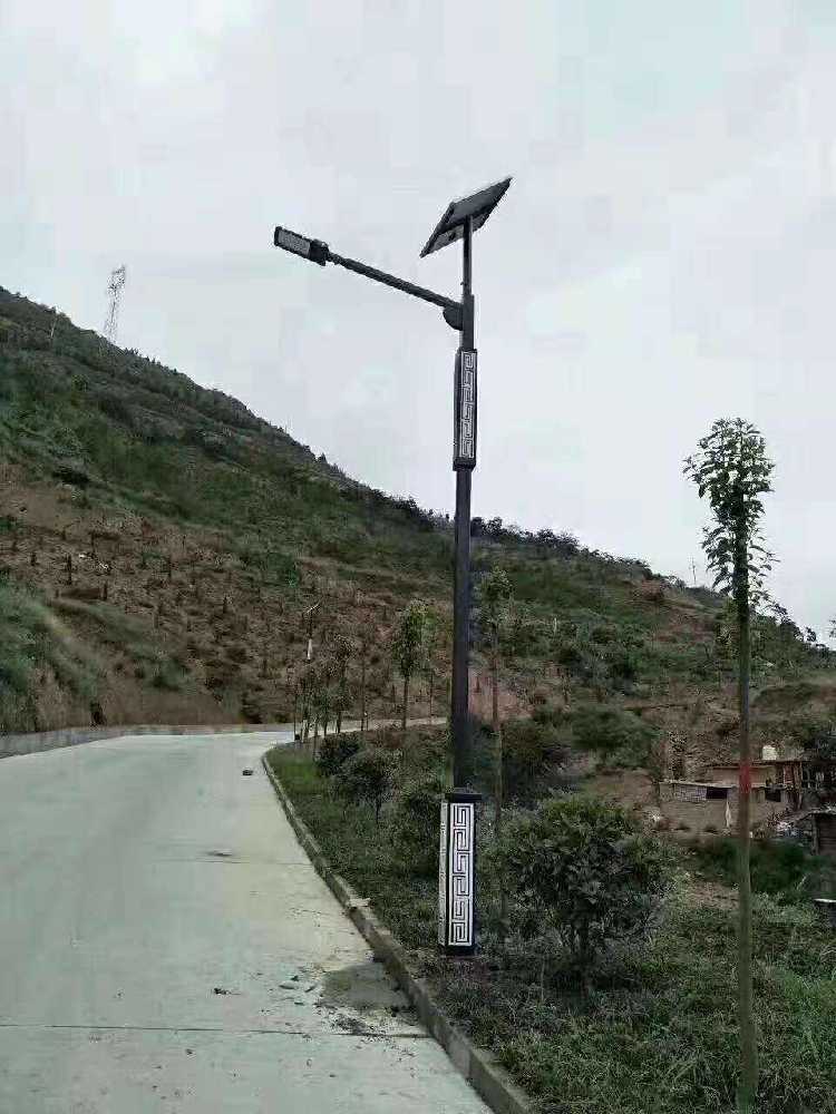 湘东区仿古太阳能路灯
